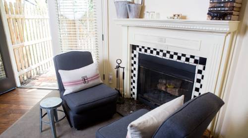 Imagen de la habitación del Hotel Farmhouse Inn, Forestville. Foto 8
