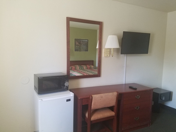 Imagen de la habitación del Hotel Farmington Inn. Foto 5