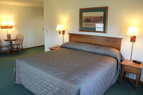 Imagen de la habitación del Hotel Farmstead Inn and Conference Center. Foto 6