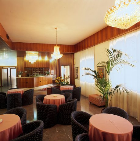 Imagen de los interiores del Hotel Farnese, Bagni di Tabiano. Foto 10