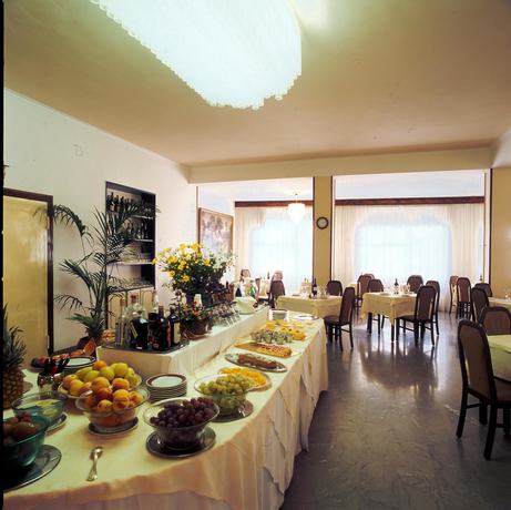 Imagen del bar/restaurante del Hotel Farnese, Bagni di Tabiano. Foto 4