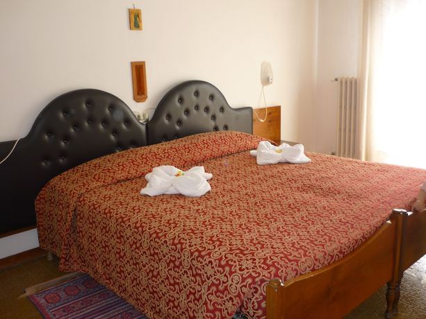 Imagen de la habitación del Hotel Farnese, Bagni di Tabiano. Foto 8