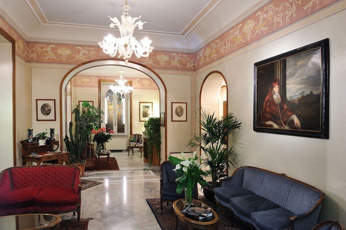 Imagen de los interiores del Hotel Farnese. Foto 18
