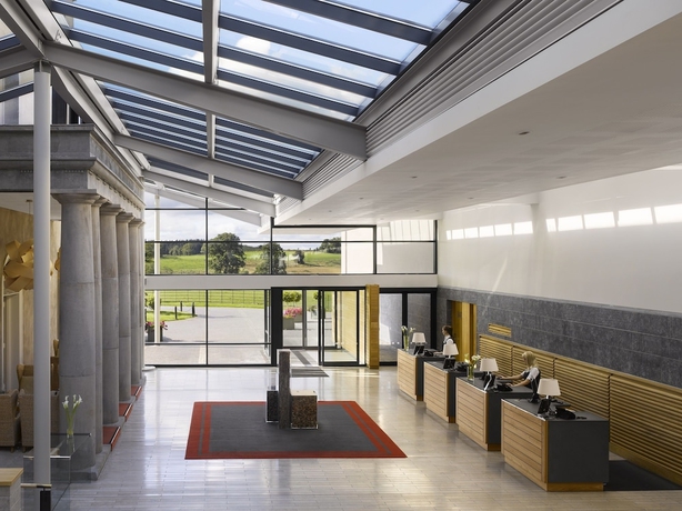 Imagen de los interiores del Hotel Farnham Estate Spa And Golf Resort. Foto 17