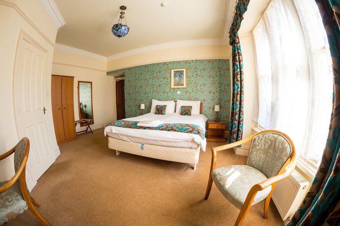 Imagen de la habitación del Hotel Farnley Tower Guesthouse. Foto 12