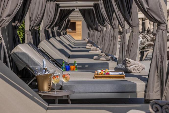 Imagen de los exteriores del Hotel Faro, A Lopesan Collection - Adults Only. Foto 18