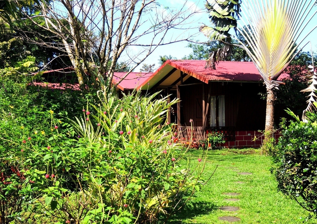 Imagen de los exteriores del Hotel Faro Arenal. Foto 9