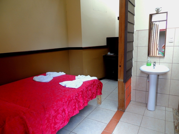 Imagen de la habitación del Hotel Faro Arenal. Foto 5