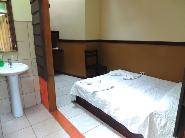 Imagen de la habitación del Hotel Faro Arenal. Foto 6