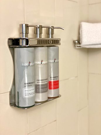 Imagen de la habitación del Hotel Faro Blanco Resort and Yacht Club. Foto 9