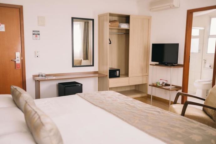 Imagen de la habitación del Hotel Faro S&atilde;o Jos&eacute; dos Campos. Foto 3