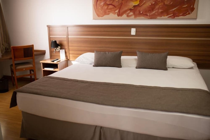 Imagen de la habitación del Hotel Faro S&atilde;o Jos&eacute; dos Campos. Foto 5