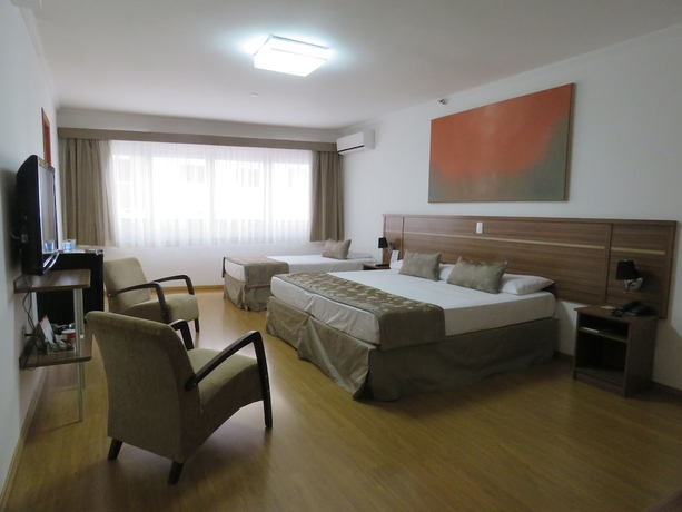 Imagen de la habitación del Hotel Faro S&atilde;o Jos&eacute; dos Campos. Foto 13