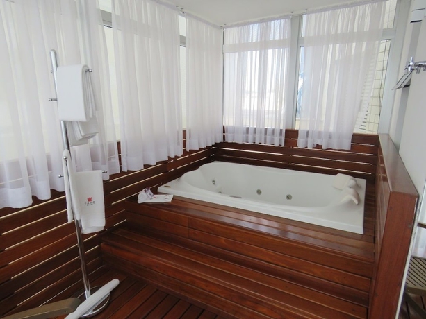 Imagen de la habitación del Hotel Faro S&atilde;o Jos&eacute; dos Campos. Foto 15