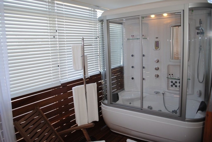Imagen de la habitación del Hotel Faro S&atilde;o Jos&eacute; dos Campos. Foto 16