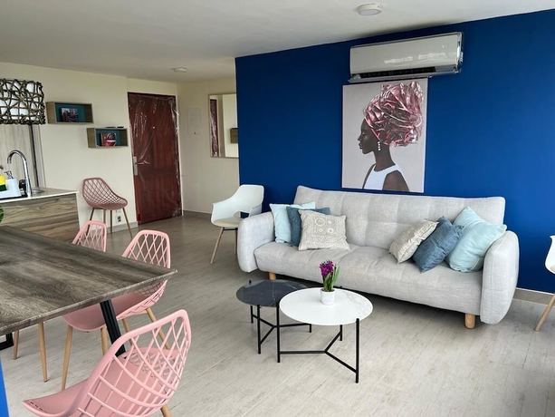 Imagen de la habitación del Hotel Faro Tequendema. Foto 13