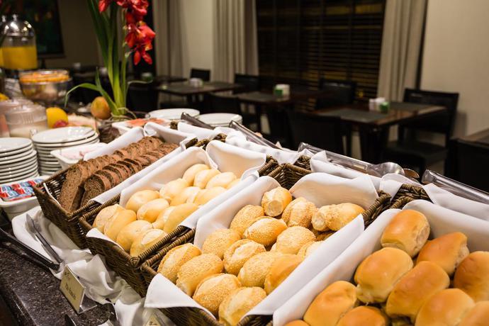 Imagen general del Hotel Farol Da Ilha. Foto 6