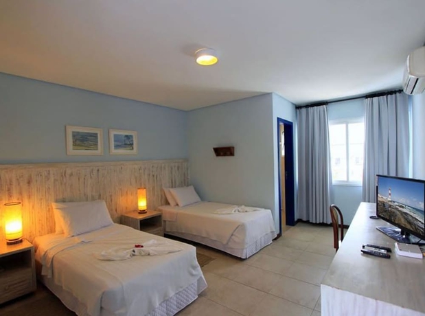 Imagen de la habitación del Hotel Farol De Itapu&atilde; Praia. Foto 5