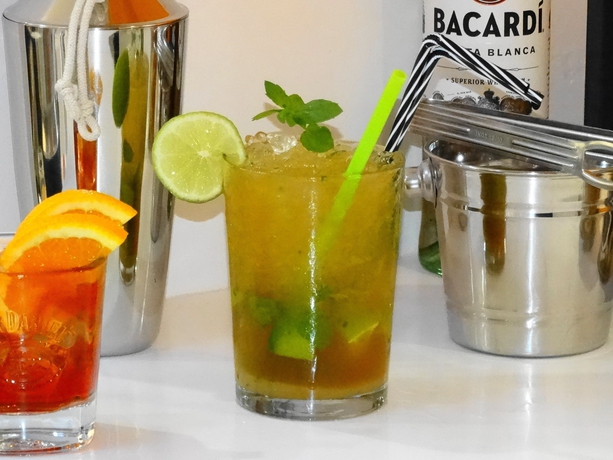 Imagen del bar/restaurante del Hotel Faros 1. Foto 6