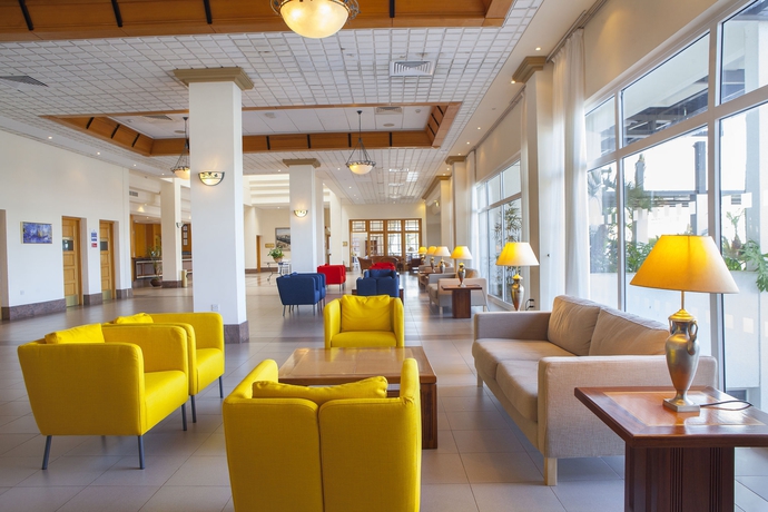 Imagen de los interiores del Hotel Faros Ayia Napa. Foto 8