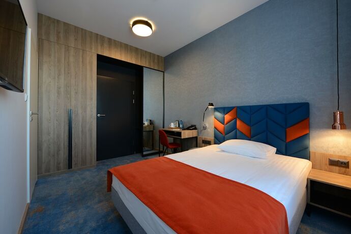 Imagen de la habitación del Hotel Faros Gdańsk Airport. Foto 20