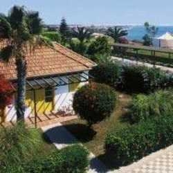 Imagen general del Hotel Faros Holiday Village. Foto 2