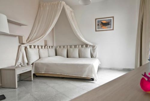 Imagen de la habitación del Hotel Faros Resort. Foto 6