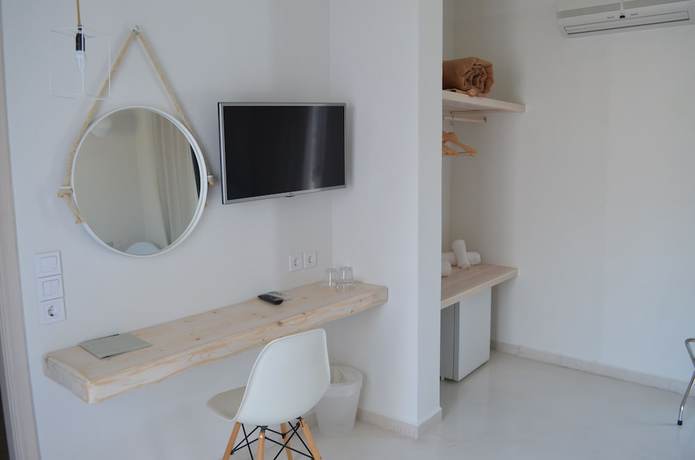 Imagen de la habitación del Hotel Faros Resort, Siros. Foto 3