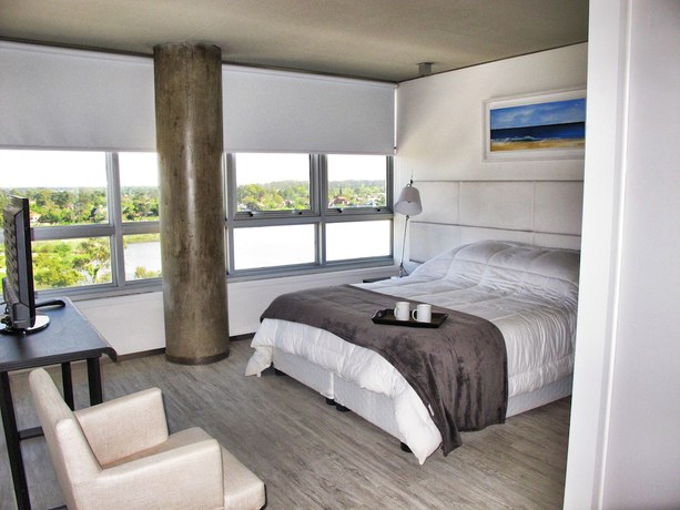 Imagen de la habitación del Hotel Faros de Carrasco Apartments. Foto 10