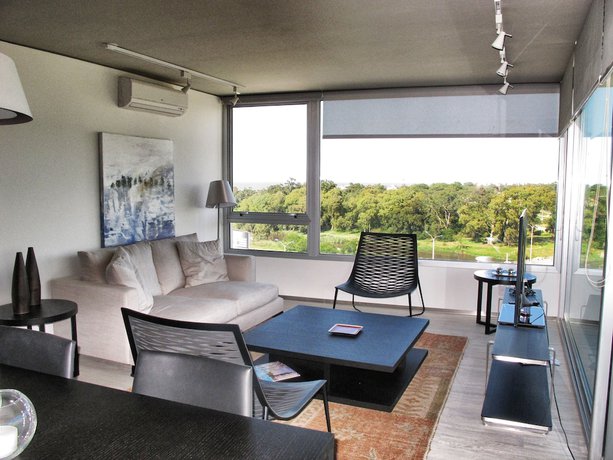 Imagen de la habitación del Hotel Faros de Carrasco Apartments. Foto 11