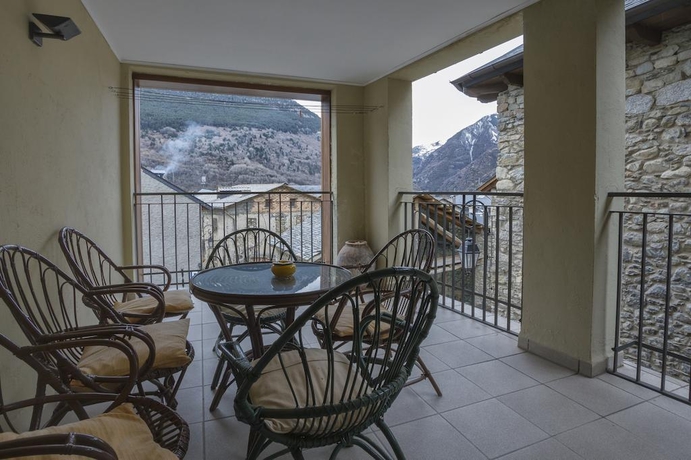 Imagen general del Hotel Farré D'avall. Foto 13