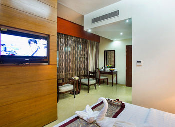 Imagen de la habitación del Hotel Fars And Resorts. Foto 2