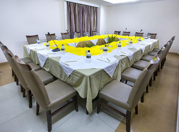 Imagen de los interiores del Hotel Fars And Resorts. Foto 12