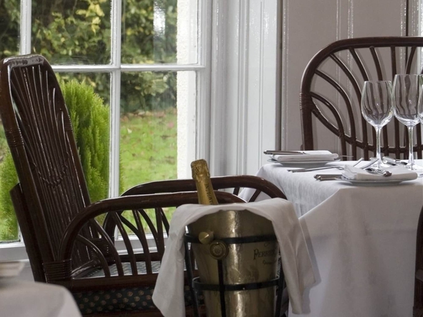 Imagen del bar/restaurante del Hotel Farthings and Restaurant. Foto 7