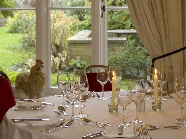 Imagen del bar/restaurante del Hotel Farthings and Restaurant. Foto 10