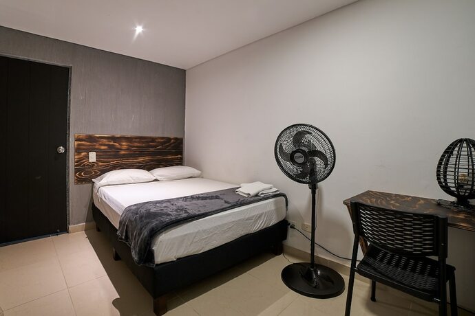 Imagen de la habitación del Hotel Farum. Foto 14