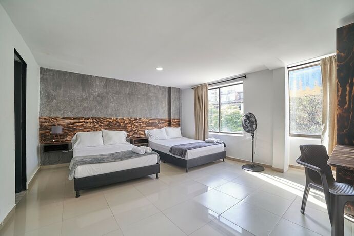 Imagen general del Hotel Farum. Foto 4