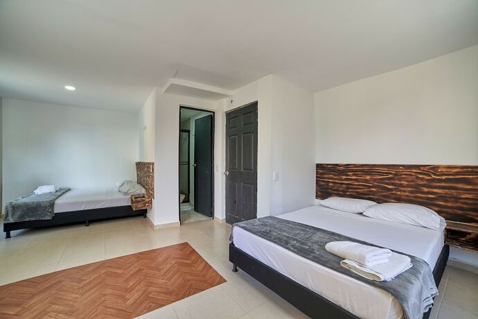 Imagen general del Hotel Farum. Foto 5