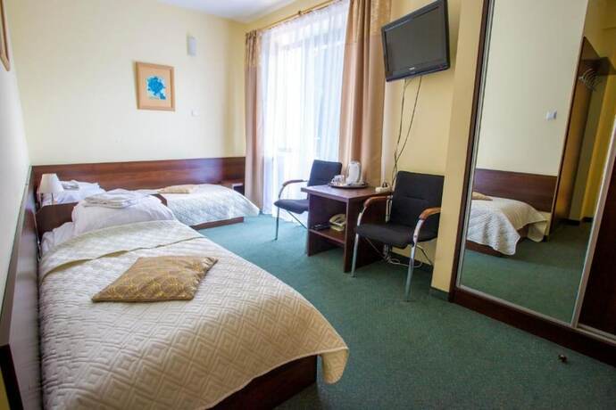 Imagen general del Hotel Farys. Foto 6