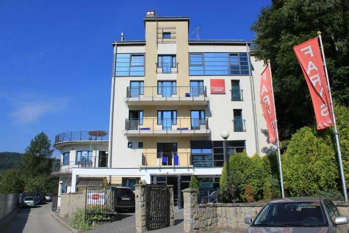 Imagen general del Hotel Farys. Foto 8