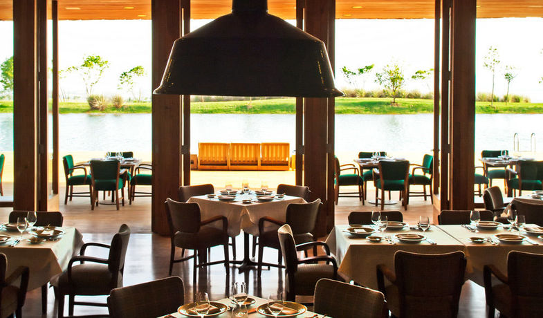 Imagen del bar/restaurante del Hotel Fasano Boa Vista. Foto 3
