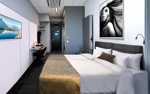 Imagen de la habitación del Hotel Fashion City. Foto 4