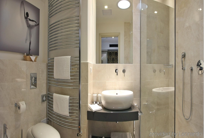 Imagen de la habitación del Hotel Fashion Dancing. Foto 3