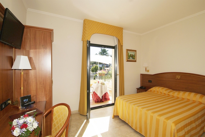 Imagen de la habitación del Hotel Fashion, Valmontone. Foto 10