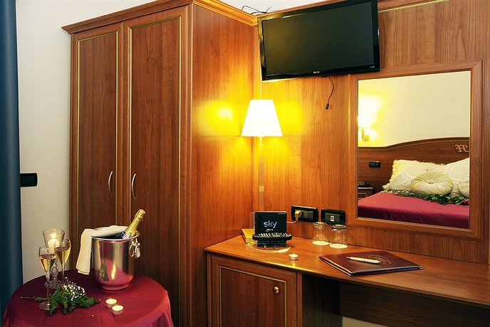 Imagen de la habitación del Hotel Fashion, Valmontone. Foto 14