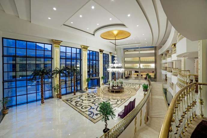 Imagen de los interiores del Hotel FashionTV Luxe Resort. Foto 16