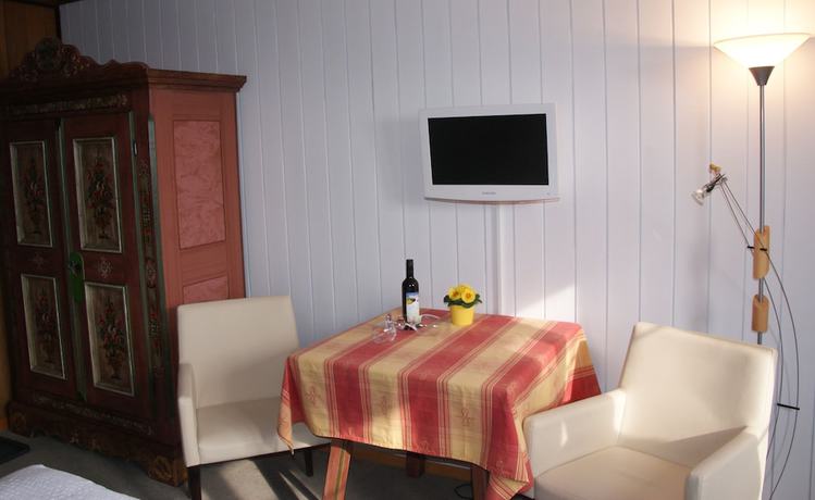 Imagen de la habitación del Hotel Fassbind Beausite. Foto 8