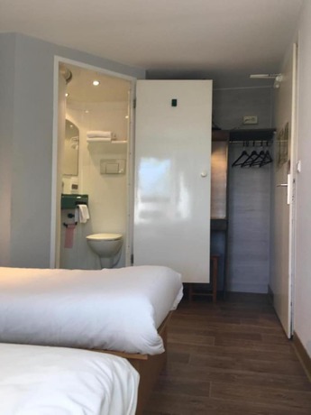 Imagen de la habitación del Hotel FastH&ocirc;tel Colmar Houssen. Foto 13