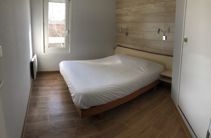 Imagen de la habitación del Hotel FastH&ocirc;tel Colmar Houssen. Foto 17