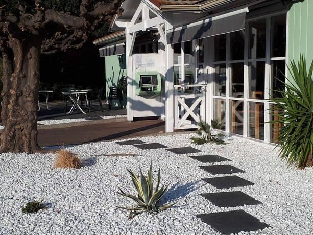 Imagen de los interiores del Hotel Fasth&ocirc;tel Avignon Nord. Foto 20
